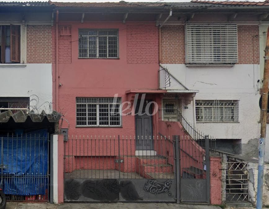 FACHADA de Casa sobrado com 107 m² em Santana - São Paulo