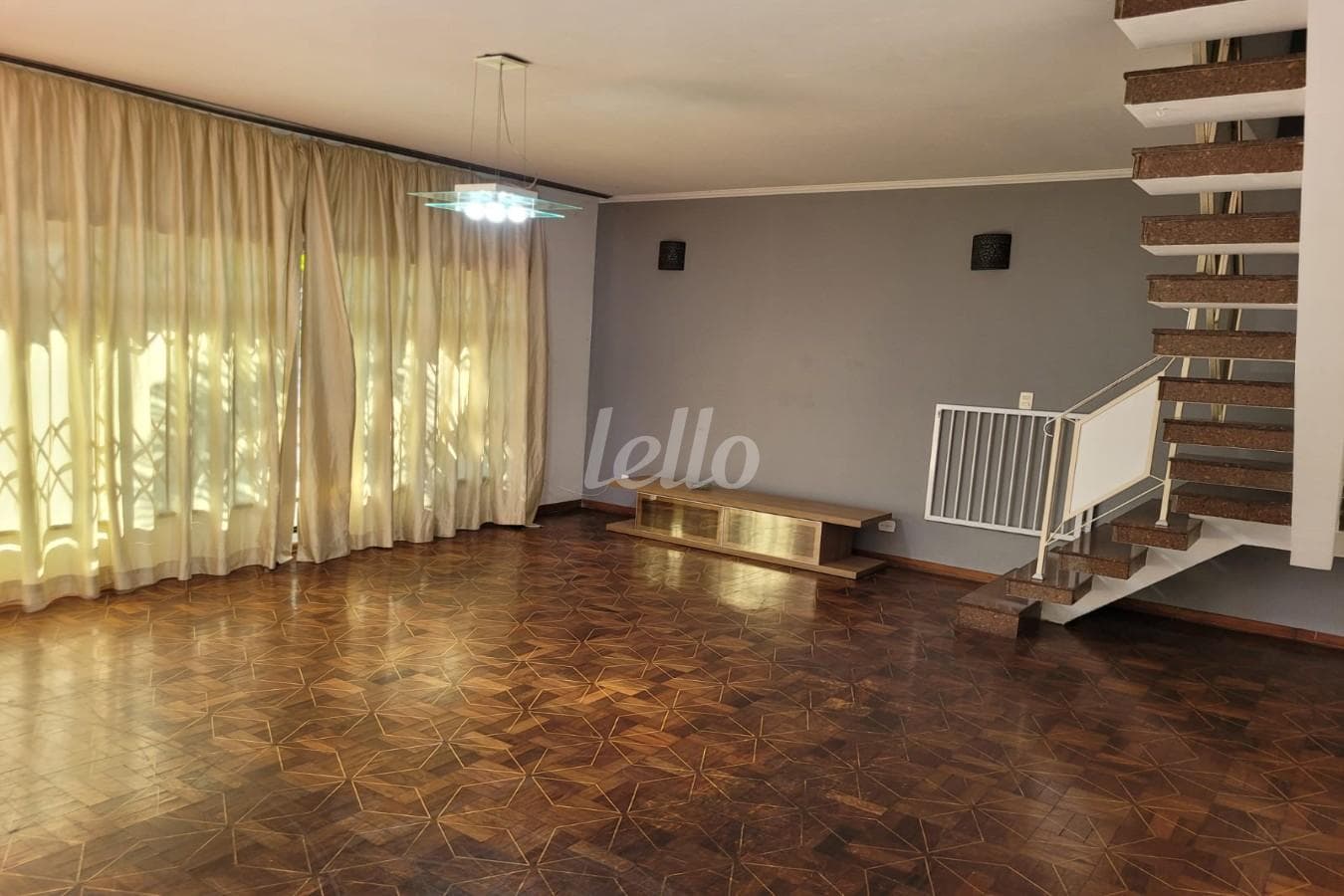 SALA de Casa sobrado com 220 m² em Jardim Anália Franco - São Paulo