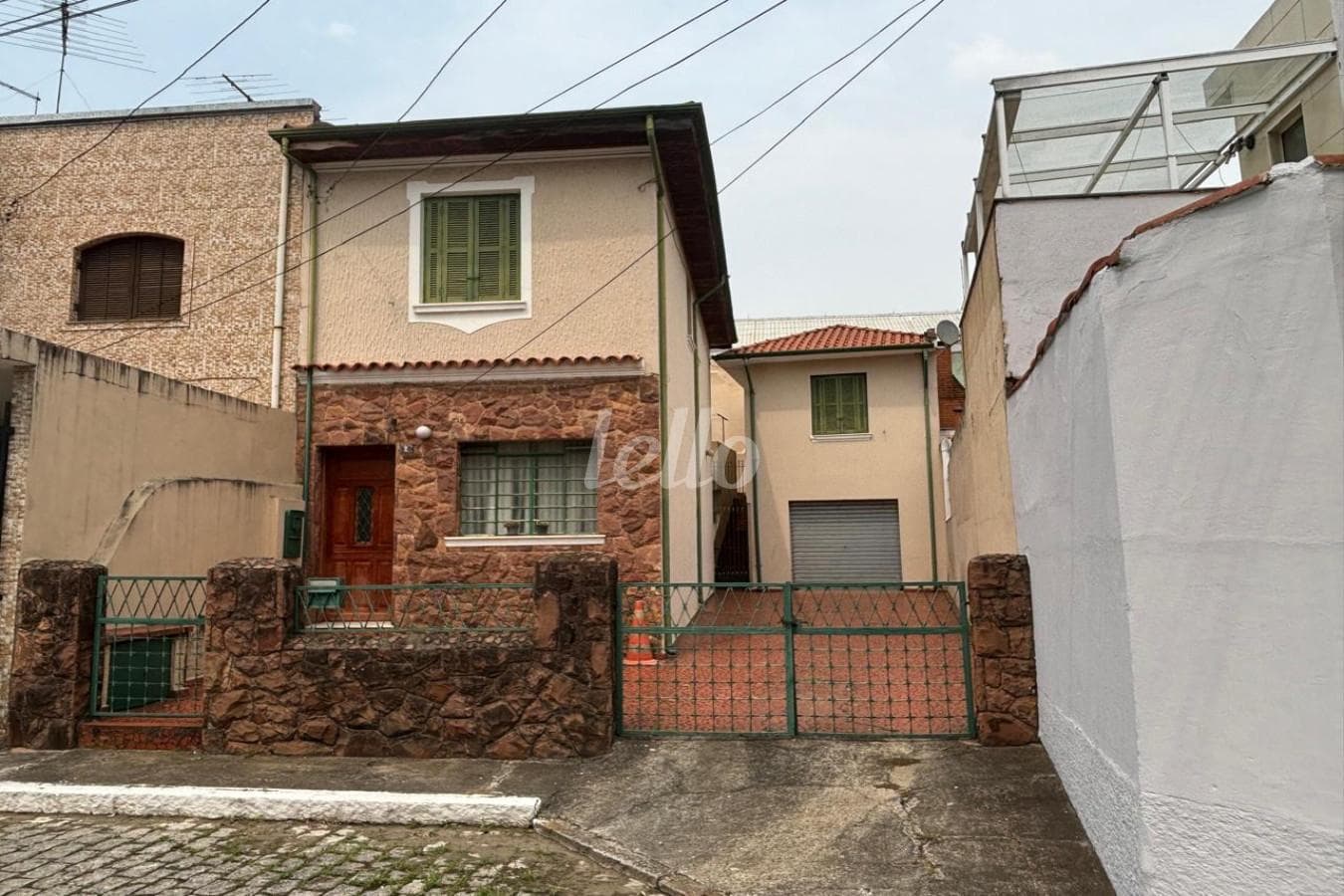 FACHADA de Casa de vila - sobrado com 126 m² em Vila Regente Feijó - São Paulo