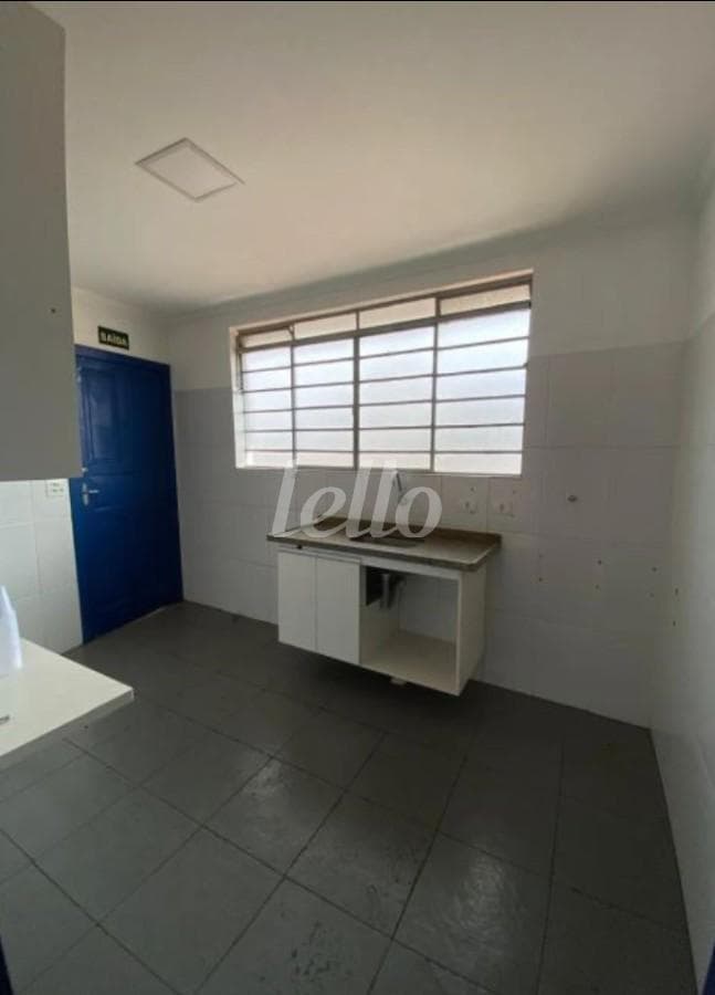 COZINHA de Prédio Comercial Multiusuário com 1400 m² em Vila Santa Clara - São Paulo