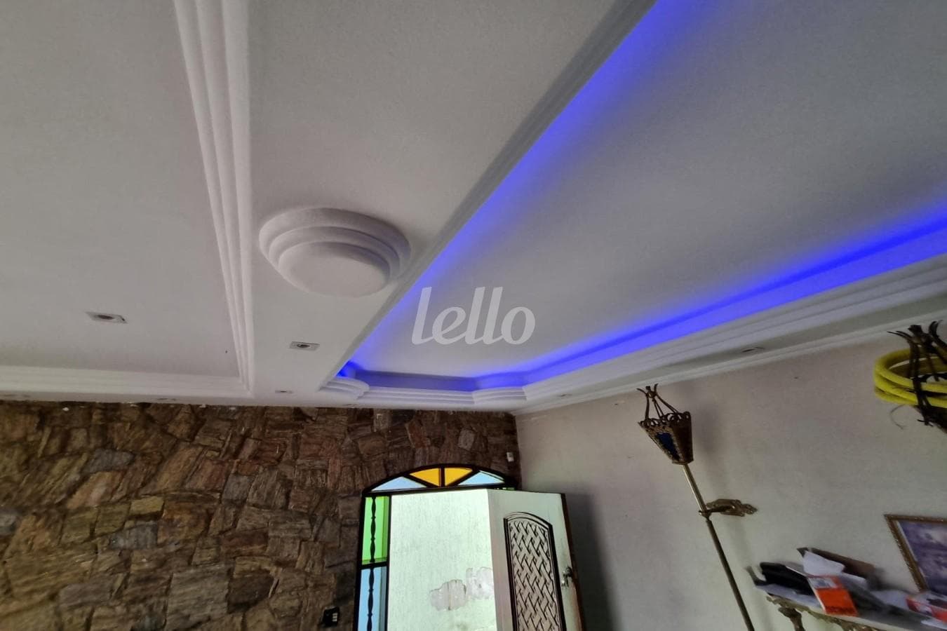SALA de Casa sobrado com 340 m² em Cidade Mãe do Céu - São Paulo