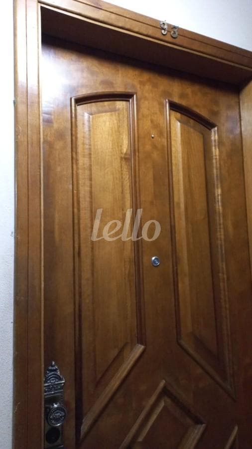 PORTA DE ENTRADA de Apartamento com 73 m² em Parque São Jorge - São Paulo