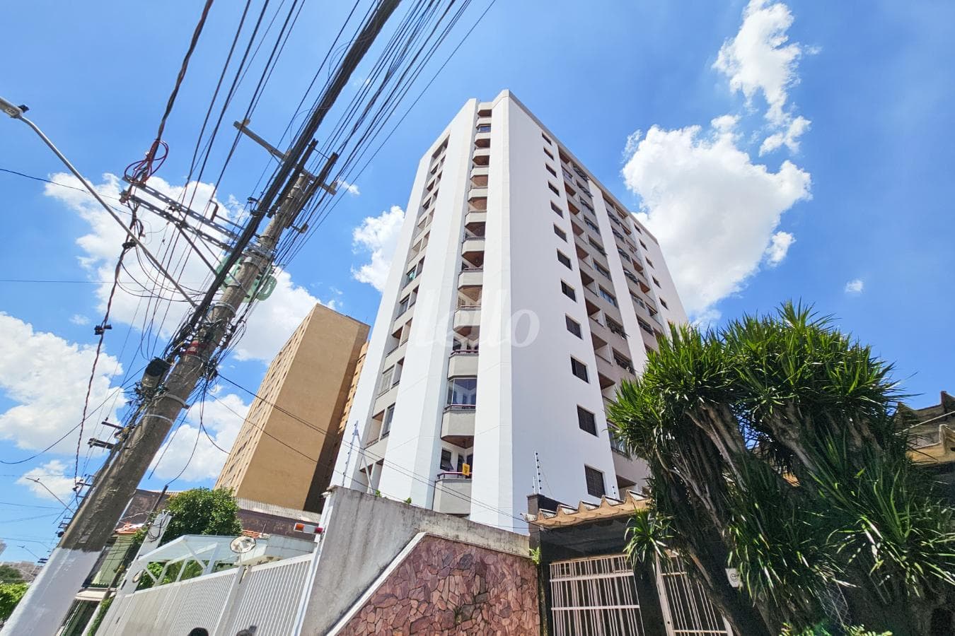 01FACHADA_001.JPG