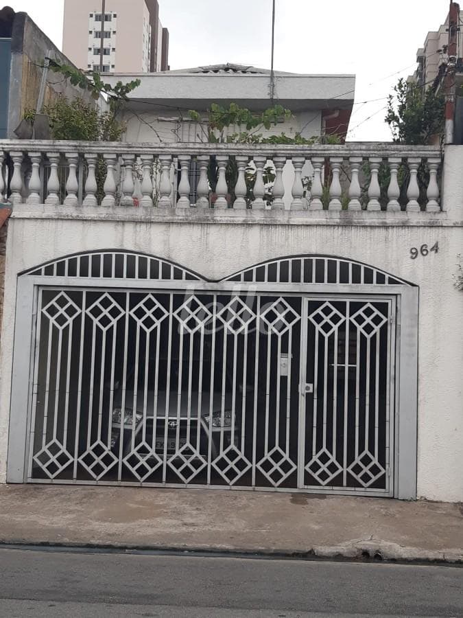 FACHADA de Casa sobrado com 160 m² em Jardim Aricanduva - São Paulo