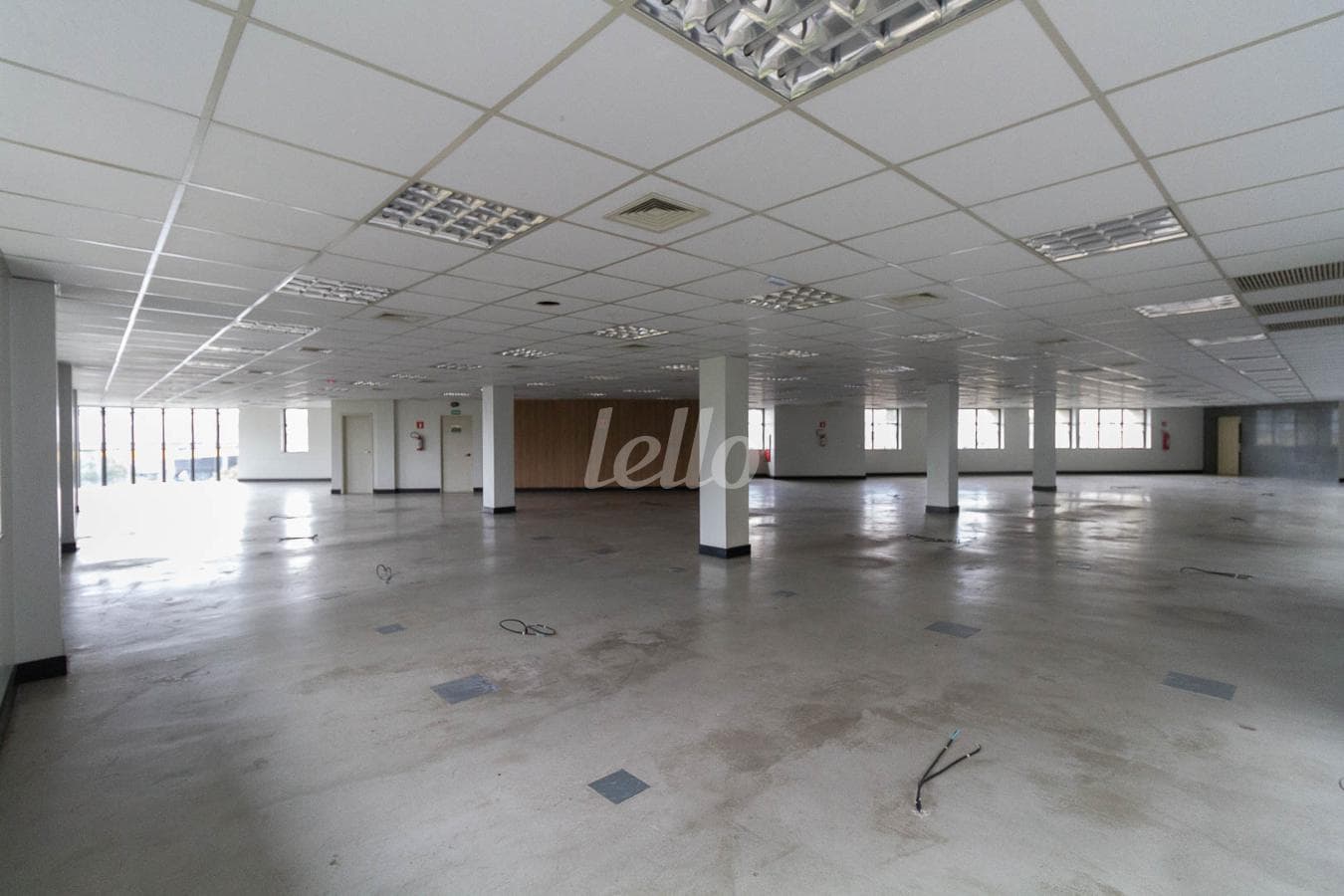 SEGUNDO ANDAR de Prédio Comercial Monousuário com 3000 m² em Água Branca - São Paulo