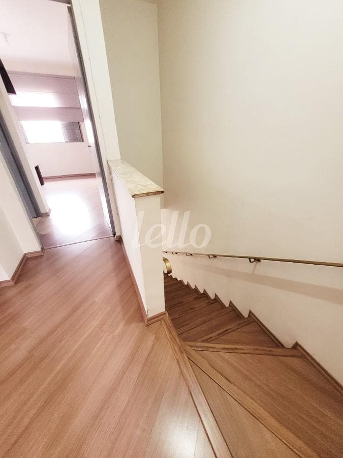 ESCADA SOCIAL de Casa sobrado com 150 m² em Tremembé - São Paulo
