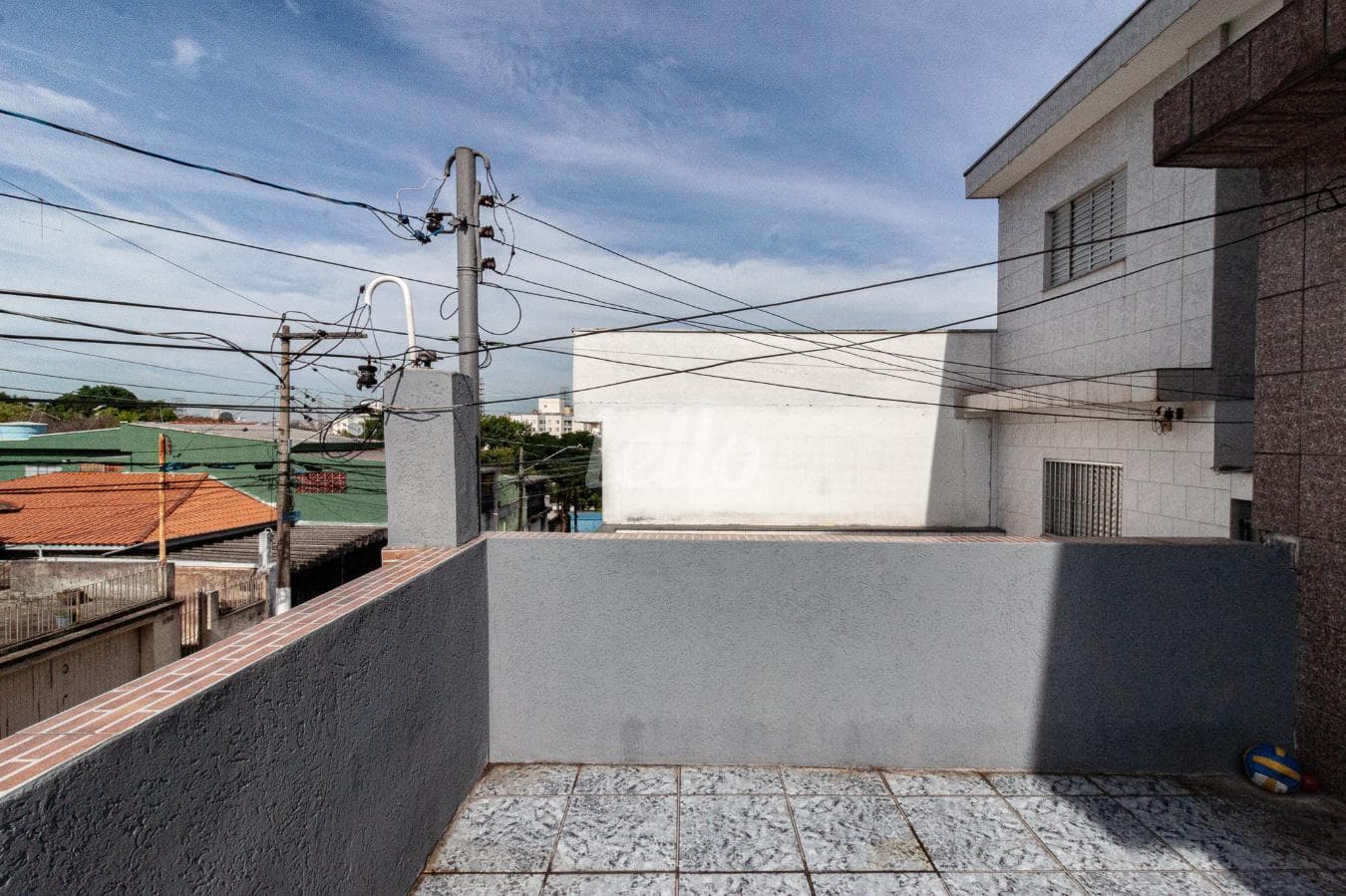 SACADAVARANDA de Casa sobrado com 149 m² em Jardim Record - São Paulo