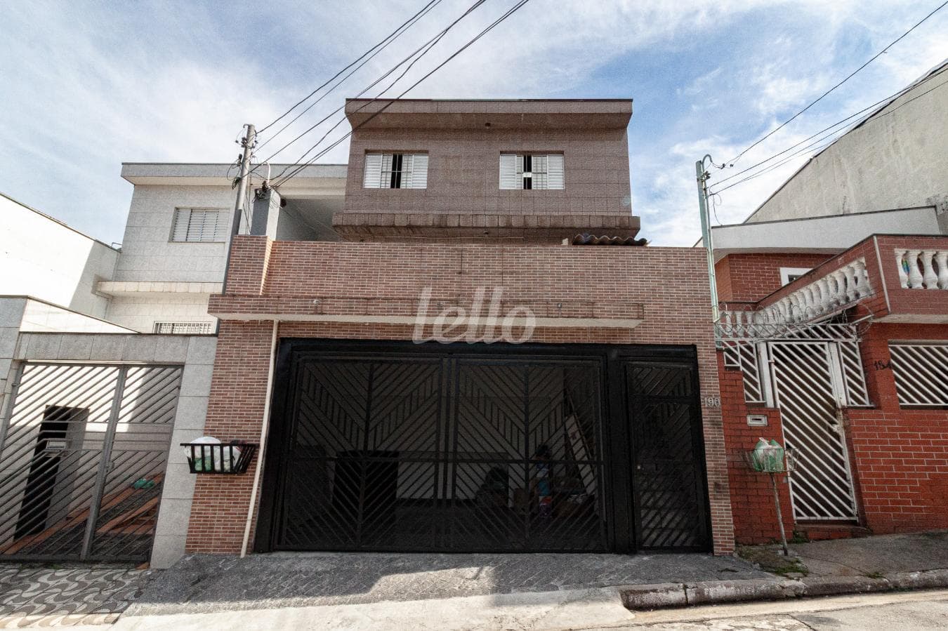 FACHADA de Casa sobrado com 149 m² em Jardim Record - São Paulo