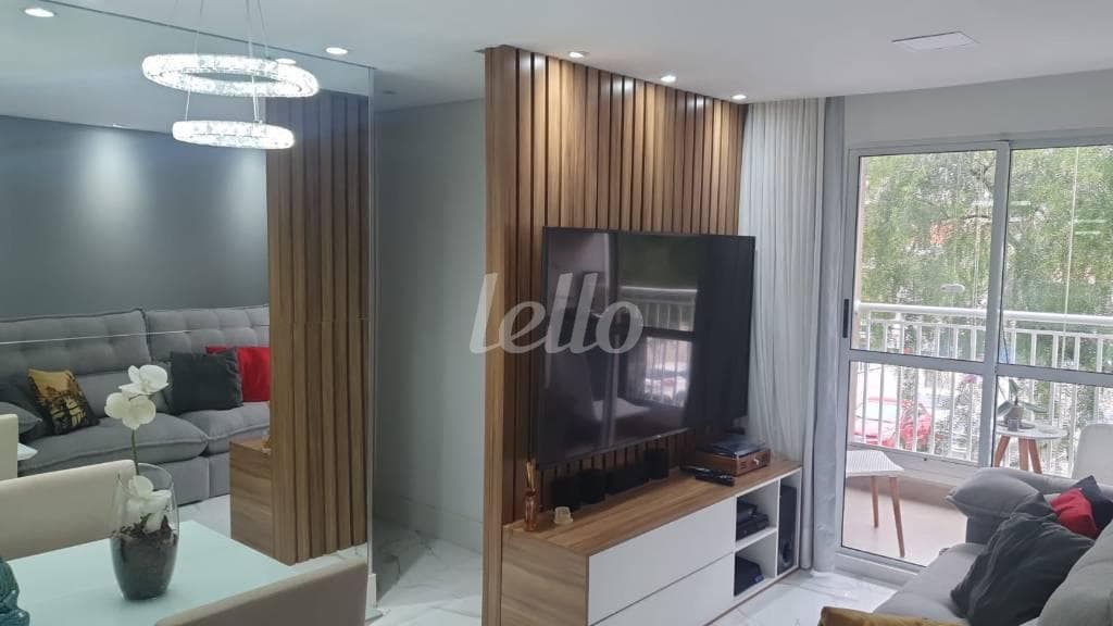 SALA de Apartamento com 61 m² em Vila Ema - São Paulo