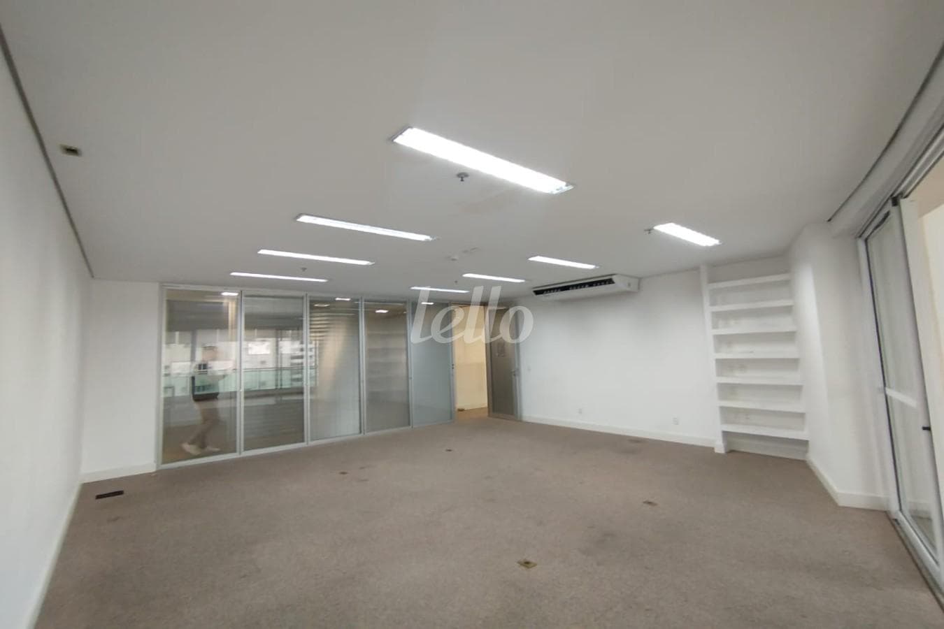 SALA de Sala / Conjunto com 167 m² em Cerqueira César - São Paulo