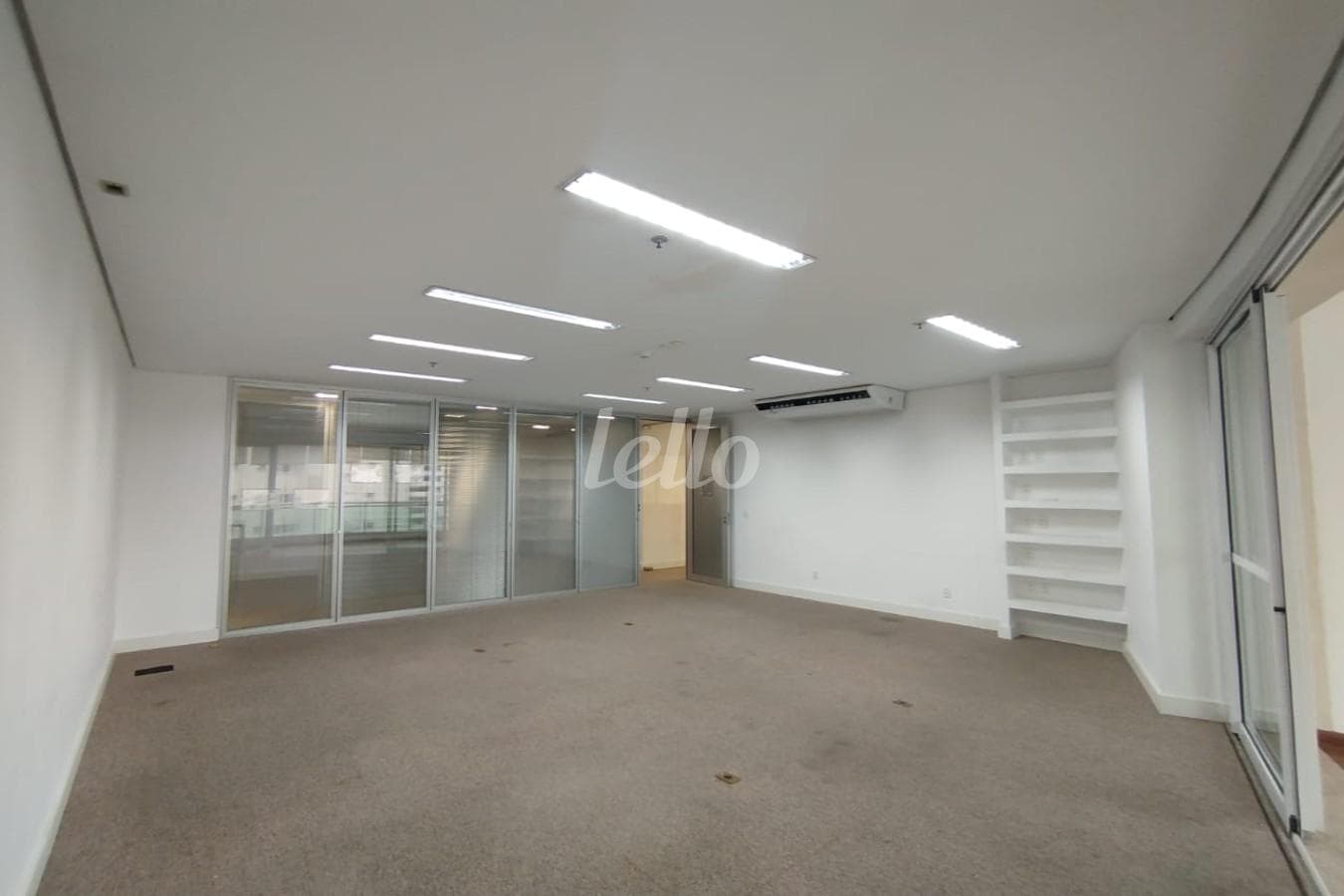 SALA de Sala / Conjunto com 167 m² em Cerqueira César - São Paulo
