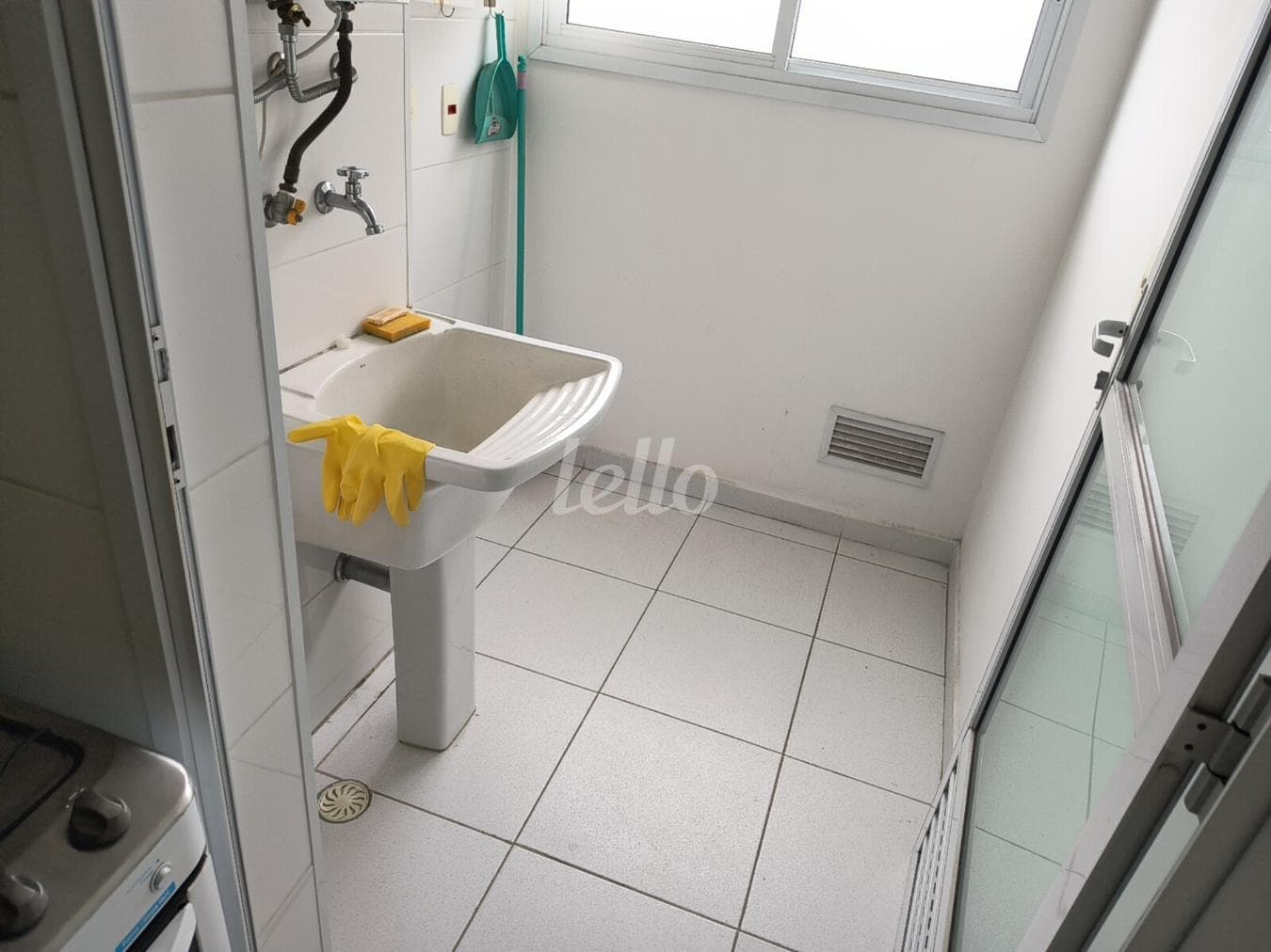 2-ÁREA DE SERVIÇO-001.JPG de Apartamento com 45 m² em Tatuapé - São Paulo