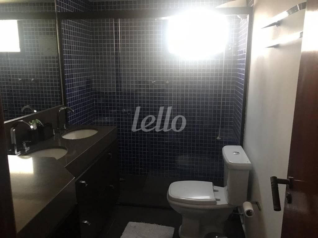 BANHEIRO de Apartamento com 189 m² em Tatuapé - São Paulo