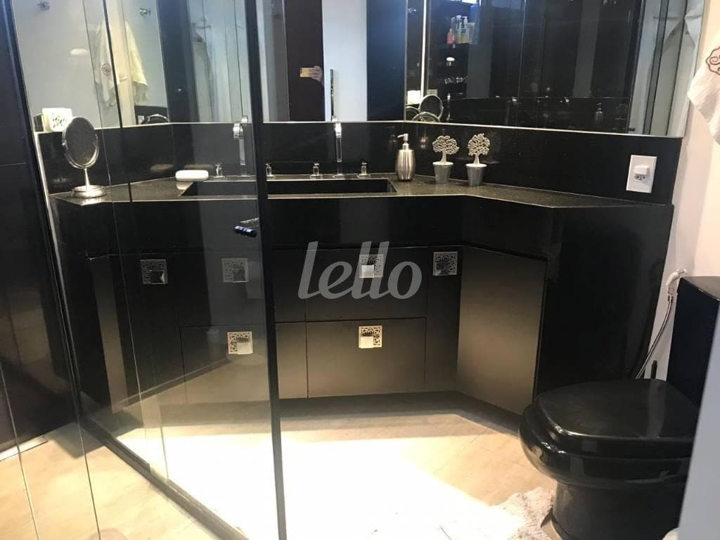 BANHEIRO de Apartamento com 189 m² em Tatuapé - São Paulo