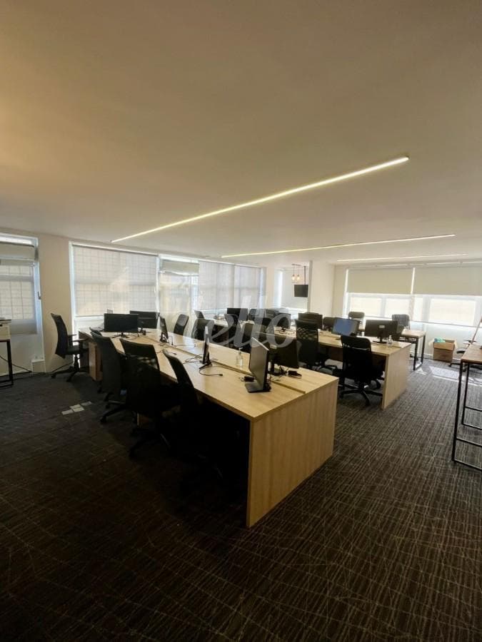 SALÃO de Sala / Conjunto com 105 m² em Jardim Paulistano - São Paulo