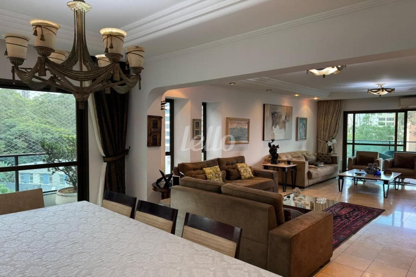 SALAS de Apartamento com 215 m² em Vila Suzana - São Paulo