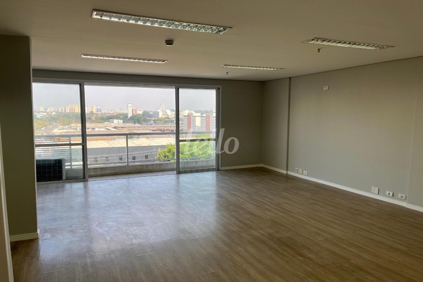 A0D526B0-3CAF-4431-9942-FB229F0E3FC2 de Sala / Conjunto com 61 m² em Vila Leopoldina - São Paulo