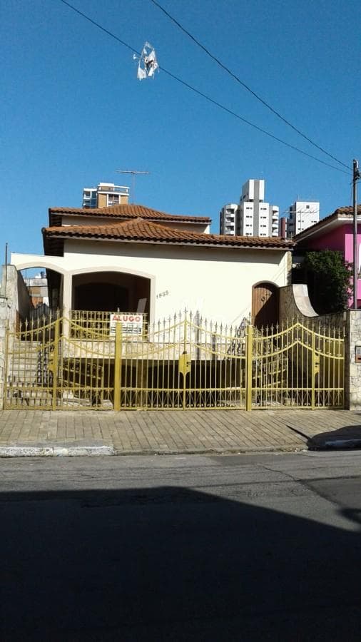 FACHADA de Casa sobrado com 520 m² em Tatuapé - São Paulo