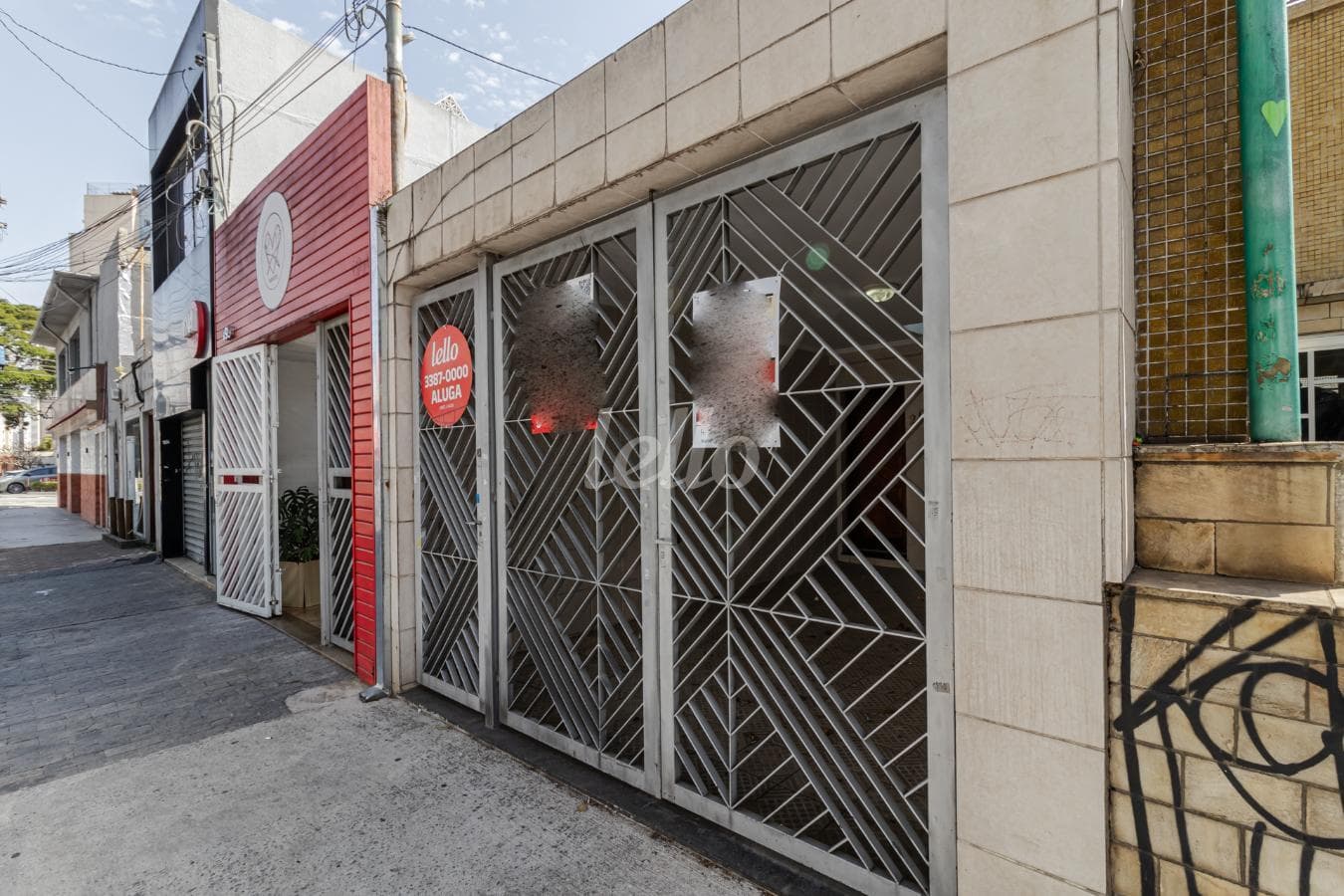 FACHADA de Casa sobrado com 125 m² em Vila Gomes Cardim - São Paulo