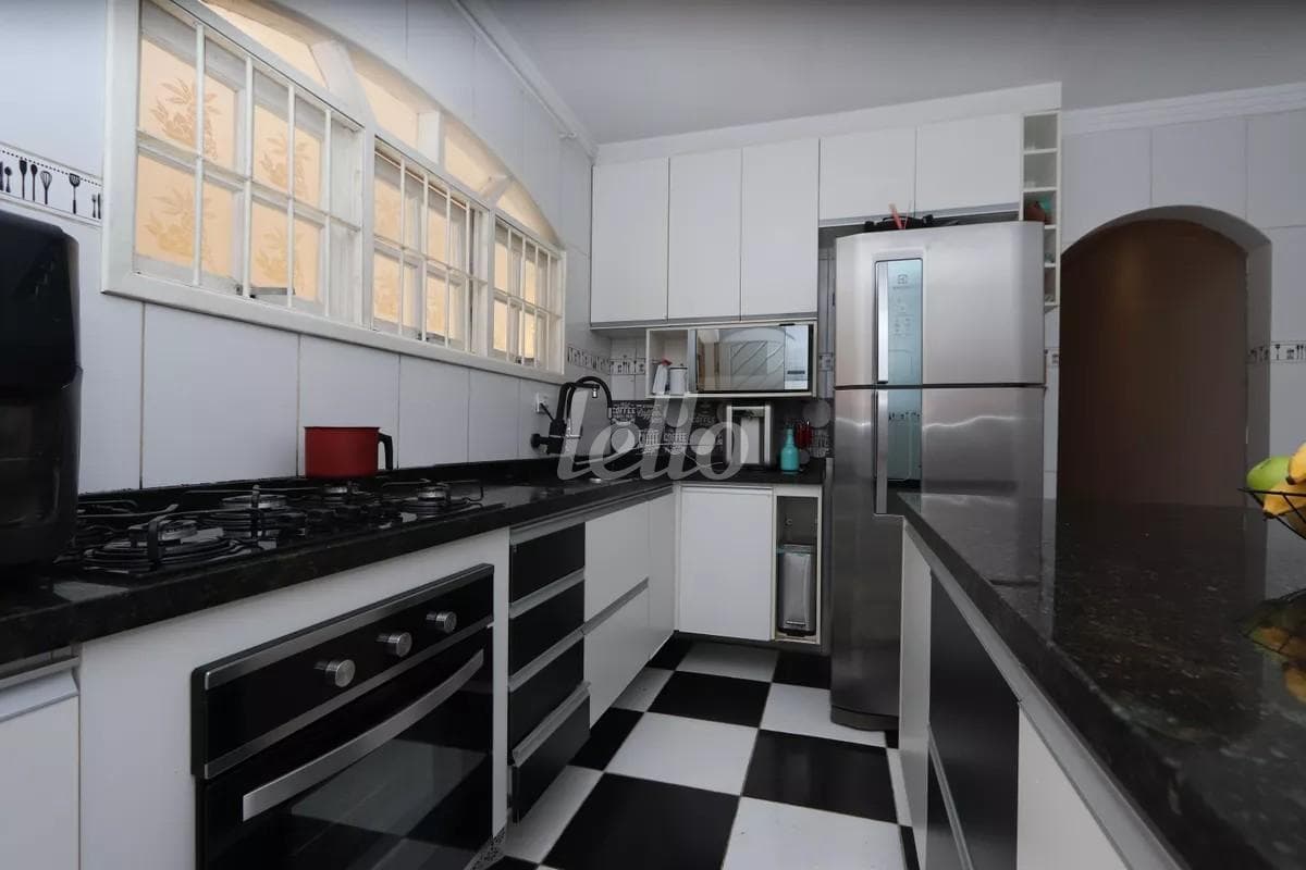 ORIGINAL895084537-87 de Casa térrea com 250 m² em Vila Antonieta - São Paulo