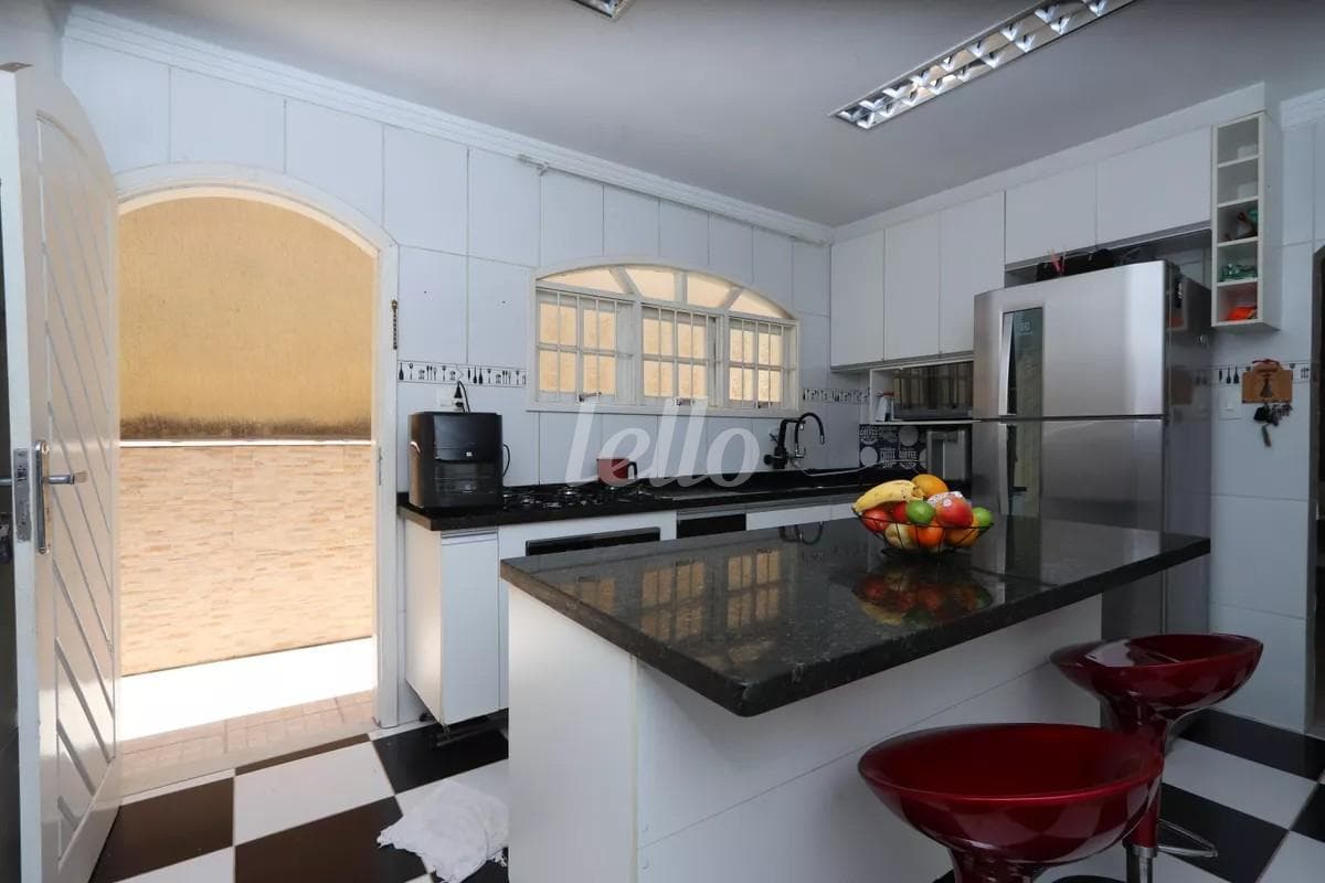 ORIGINAL895084537-428 de Casa térrea com 250 m² em Vila Antonieta - São Paulo