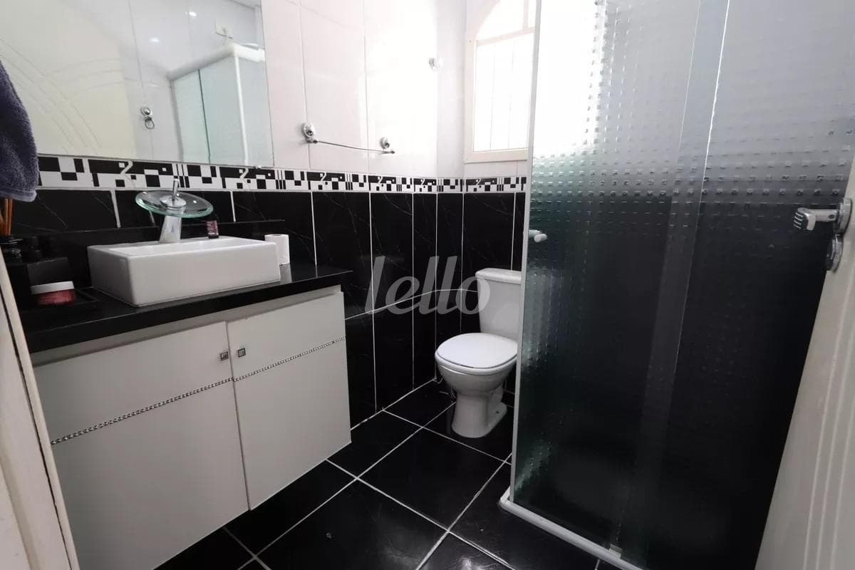 ORIGINAL895084537-996 de Casa térrea com 250 m² em Vila Antonieta - São Paulo