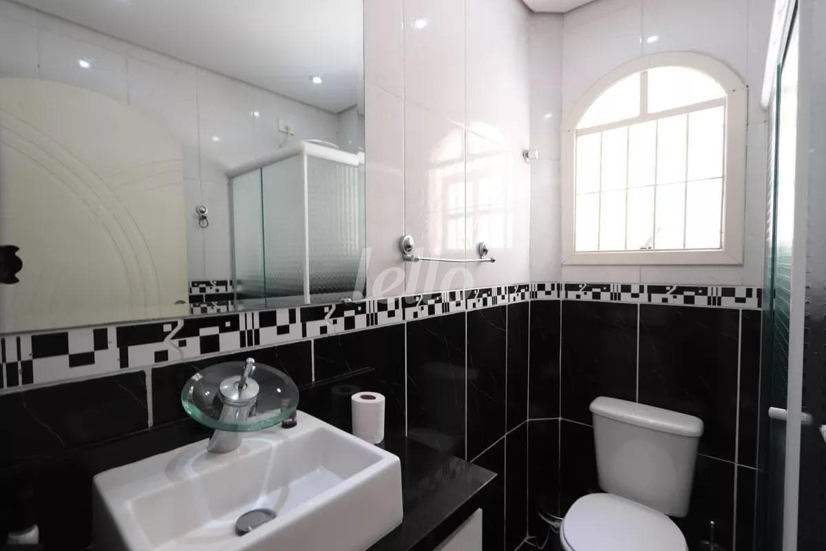 ORIGINAL895084537-762 de Casa térrea com 250 m² em Vila Antonieta - São Paulo