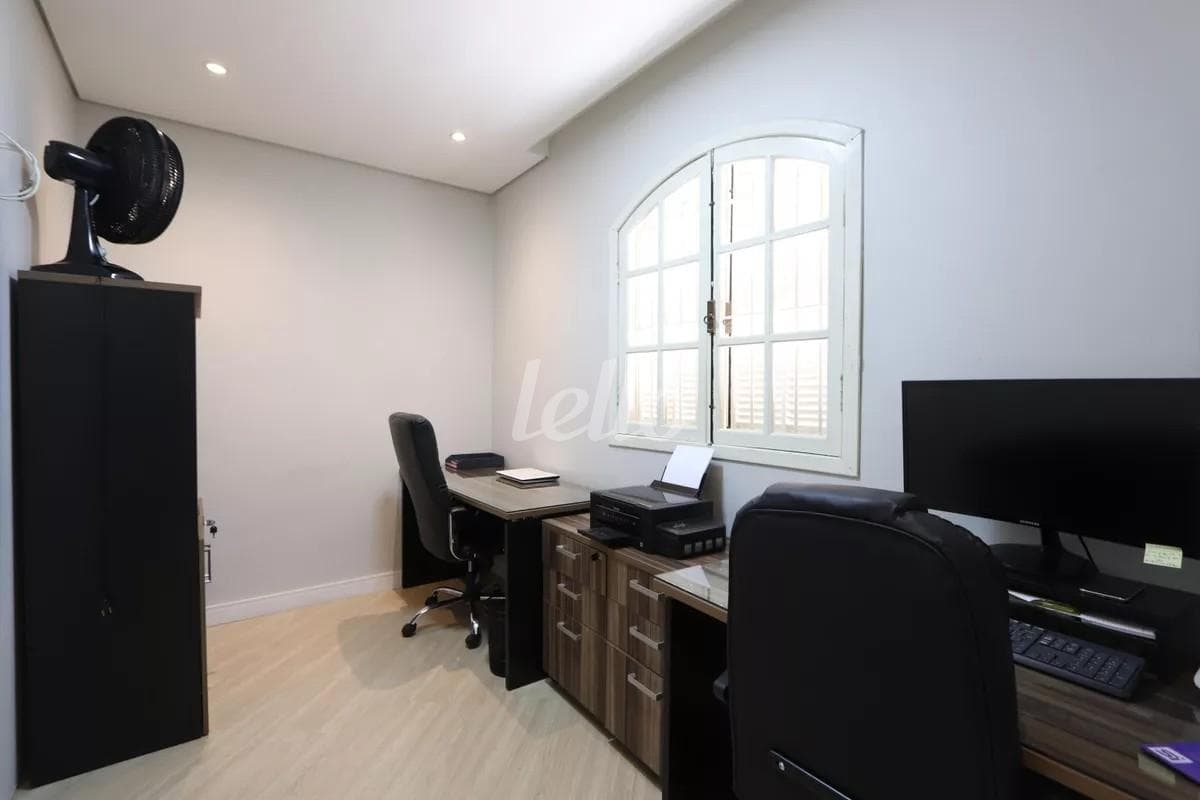 ORIGINAL895084537-197 de Casa térrea com 250 m² em Vila Antonieta - São Paulo