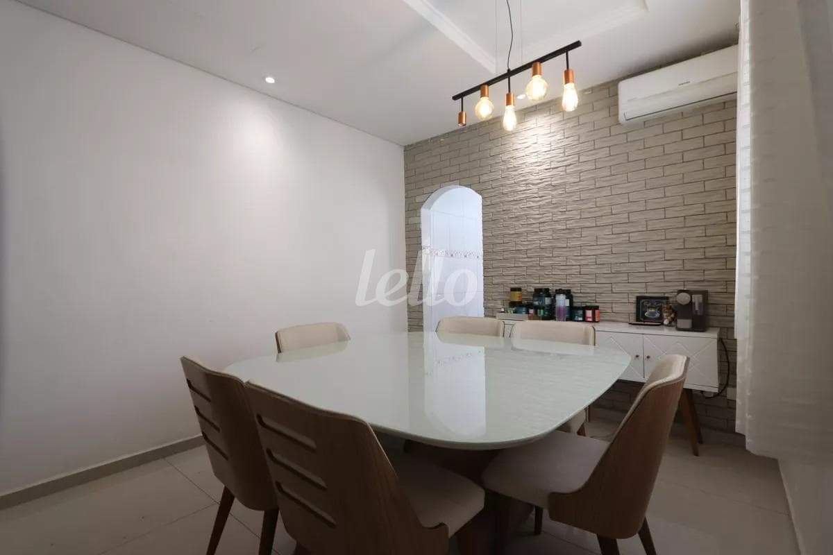 ORIGINAL895084537-100 de Casa térrea com 250 m² em Vila Antonieta - São Paulo