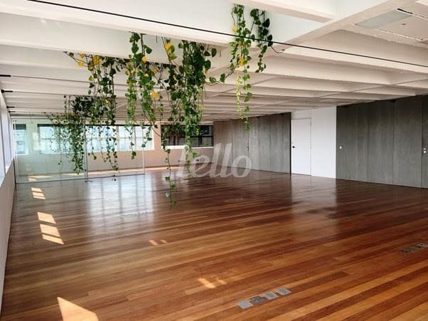 VISTA INTERNA de Sala / Conjunto com 201 m² em Jardim Paulistano - São Paulo