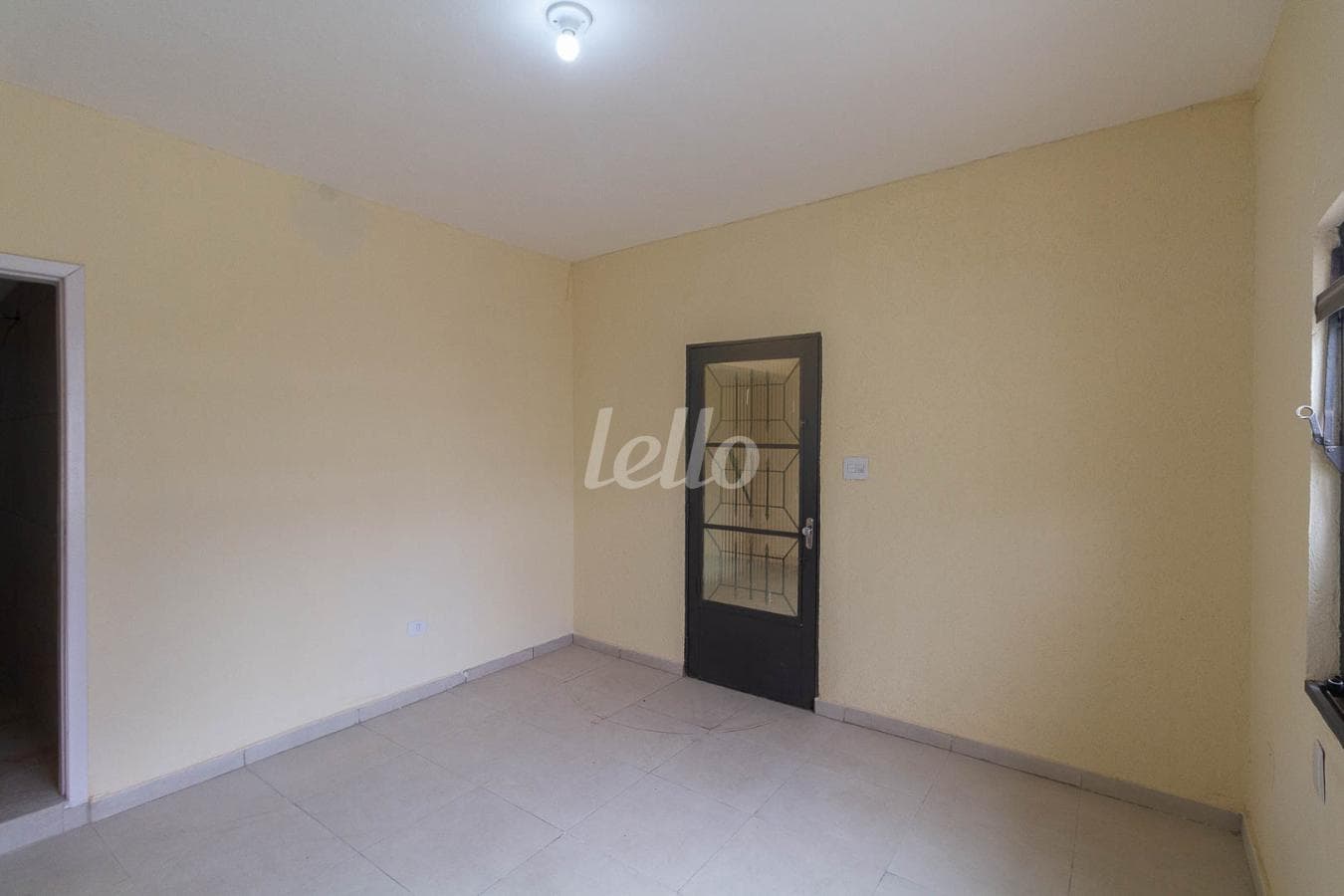 SALA 1 CASA 1 de Casa térrea com 150 m² em Vila Carrão - São Paulo