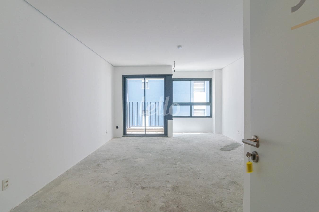 SALA  DESTAQUE de Sala / Conjunto com 49 m² em Sumarezinho - São Paulo
