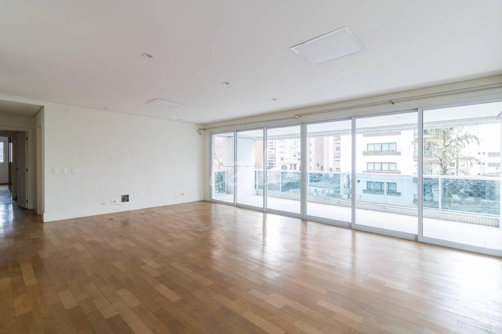 03 SALA de Apartamento com 244 m² em Jardim Anália Franco - São Paulo