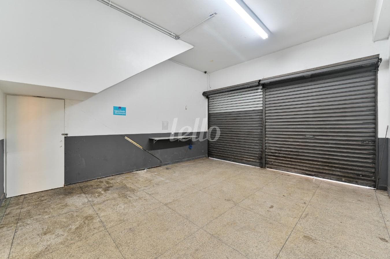 PAVIMENTO RUA , VISAO DENTRO PRA FORA de Prédio Comercial Monousuário com 2252 m² em Vila Formosa - São Paulo