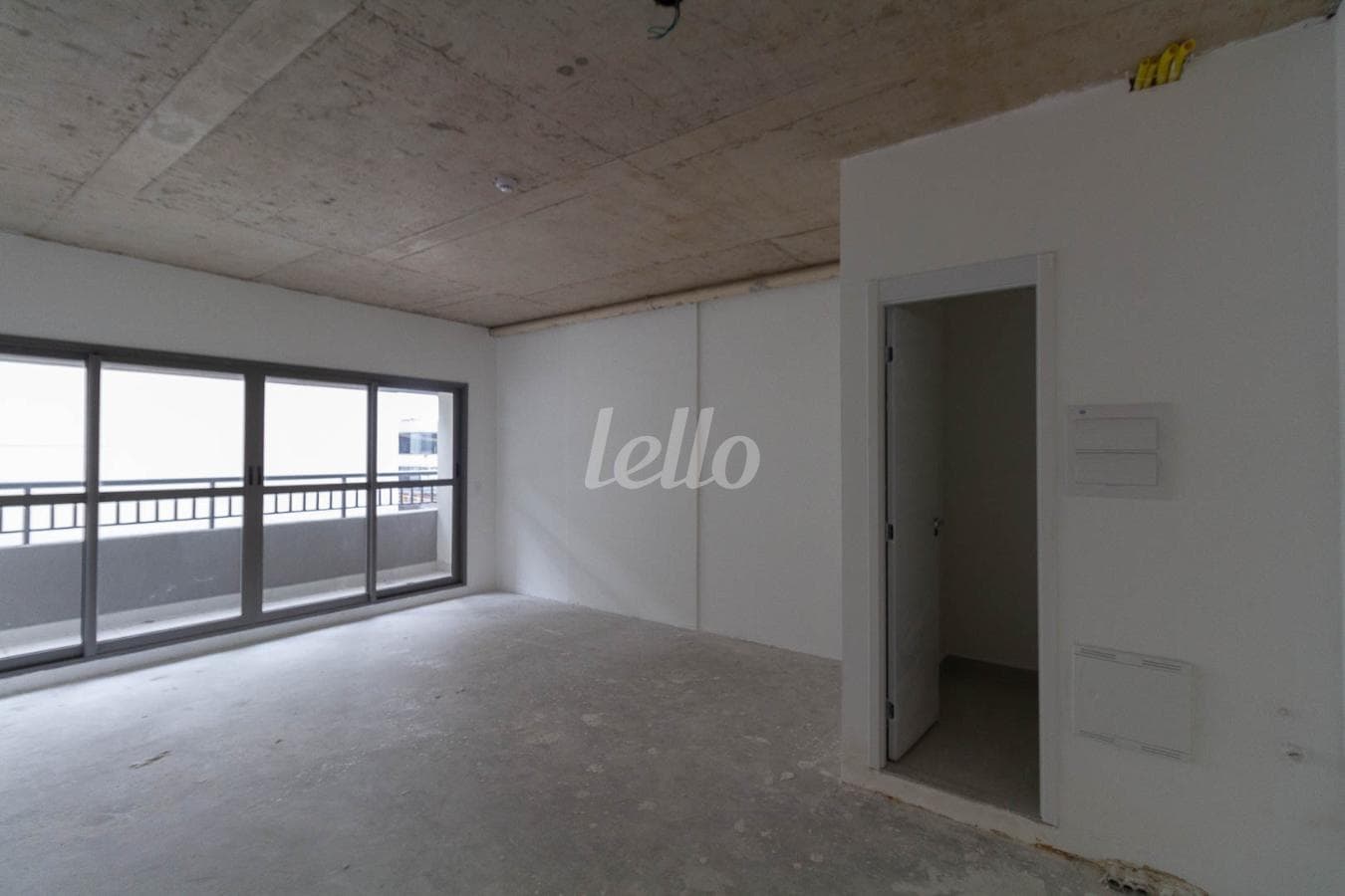 SALA de Sala / Conjunto com 40 m² em Quarta Parada - São Paulo
