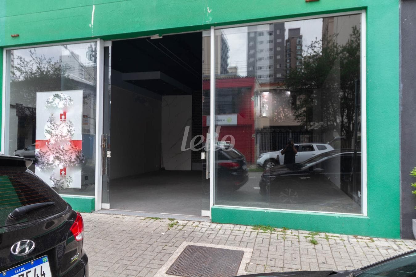 FACHADA  DESTAQUE de Prédio Comercial Monousuário com 200 m² em Planalto Paulista - São Paulo