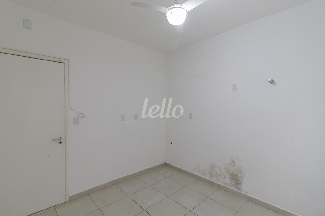 SALA de Sala / Conjunto com 12 m² em Vila Bertioga - São Paulo