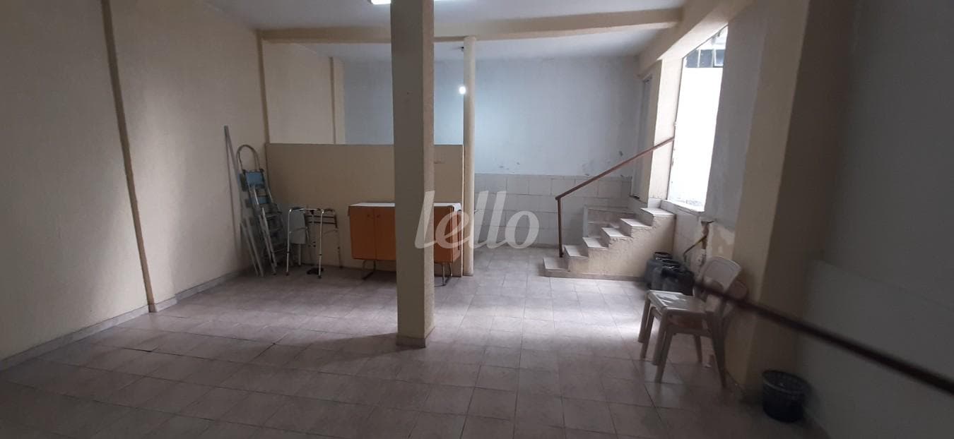 SALÃO de Casa térrea com 133 m² em Vila Antonieta - São Paulo