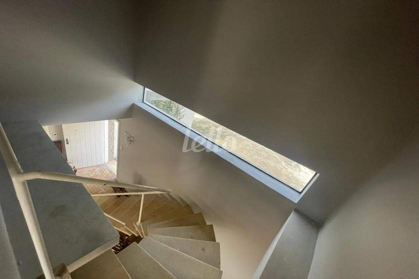 ESCADA de Casa térrea com 226 m² em Pacaembu - São Paulo