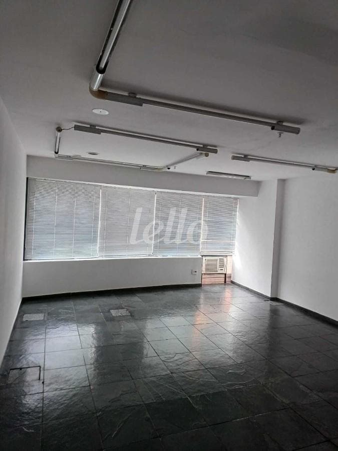 1215979893828097 de Sala / Conjunto com 35 m² em Pinheiros - São Paulo