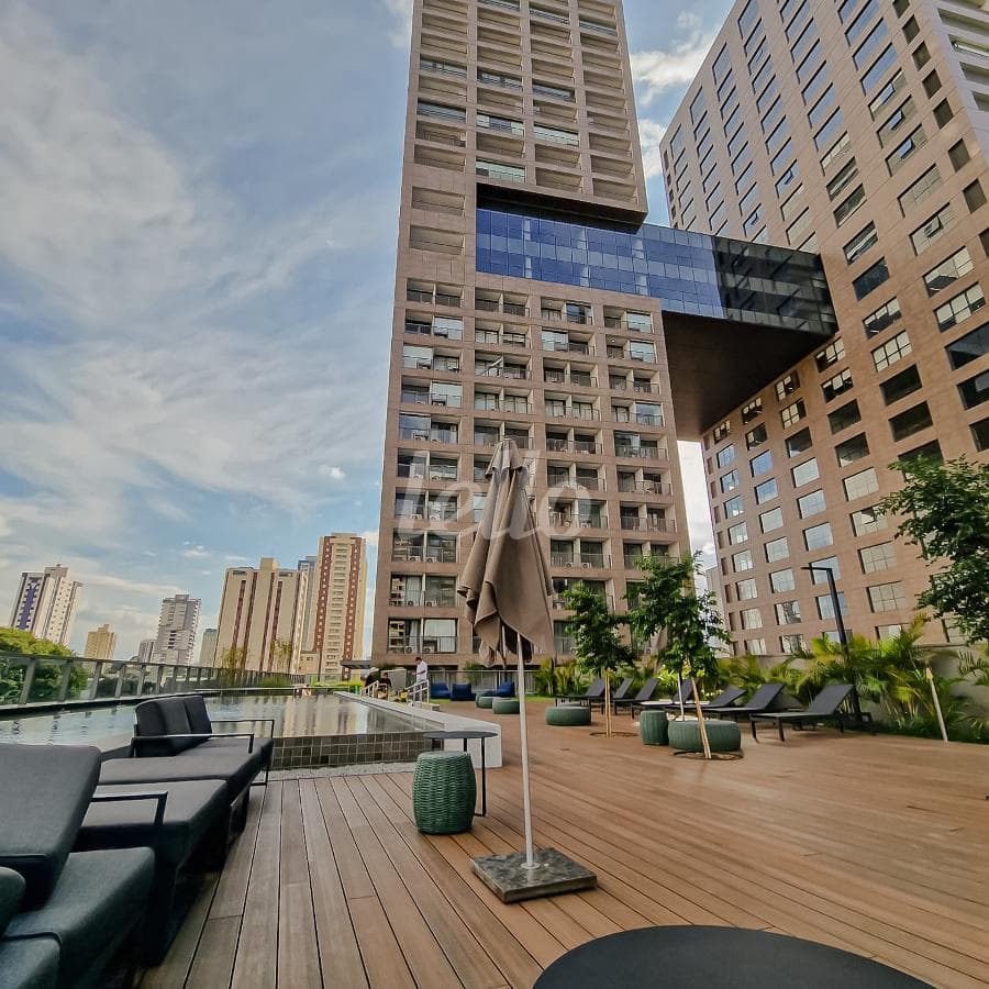 AREA CONDOMINIAL