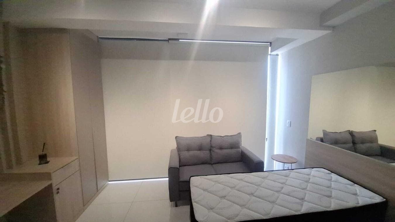 1377111461098915 de Apartamento Studio com 34 m² em Vila Gomes Cardim - São Paulo