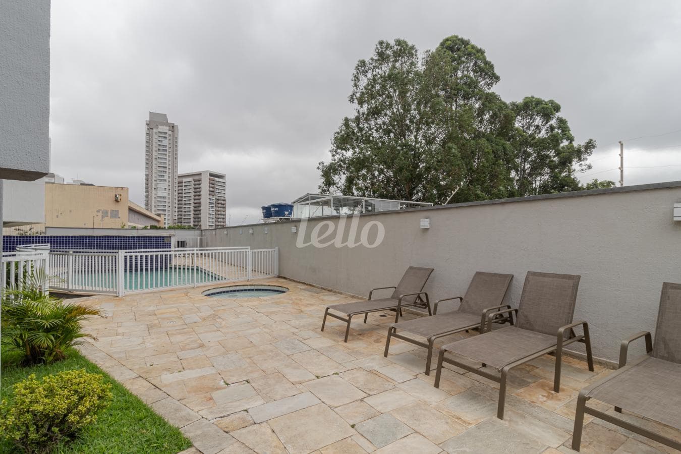 AREA CONDOMINIAL