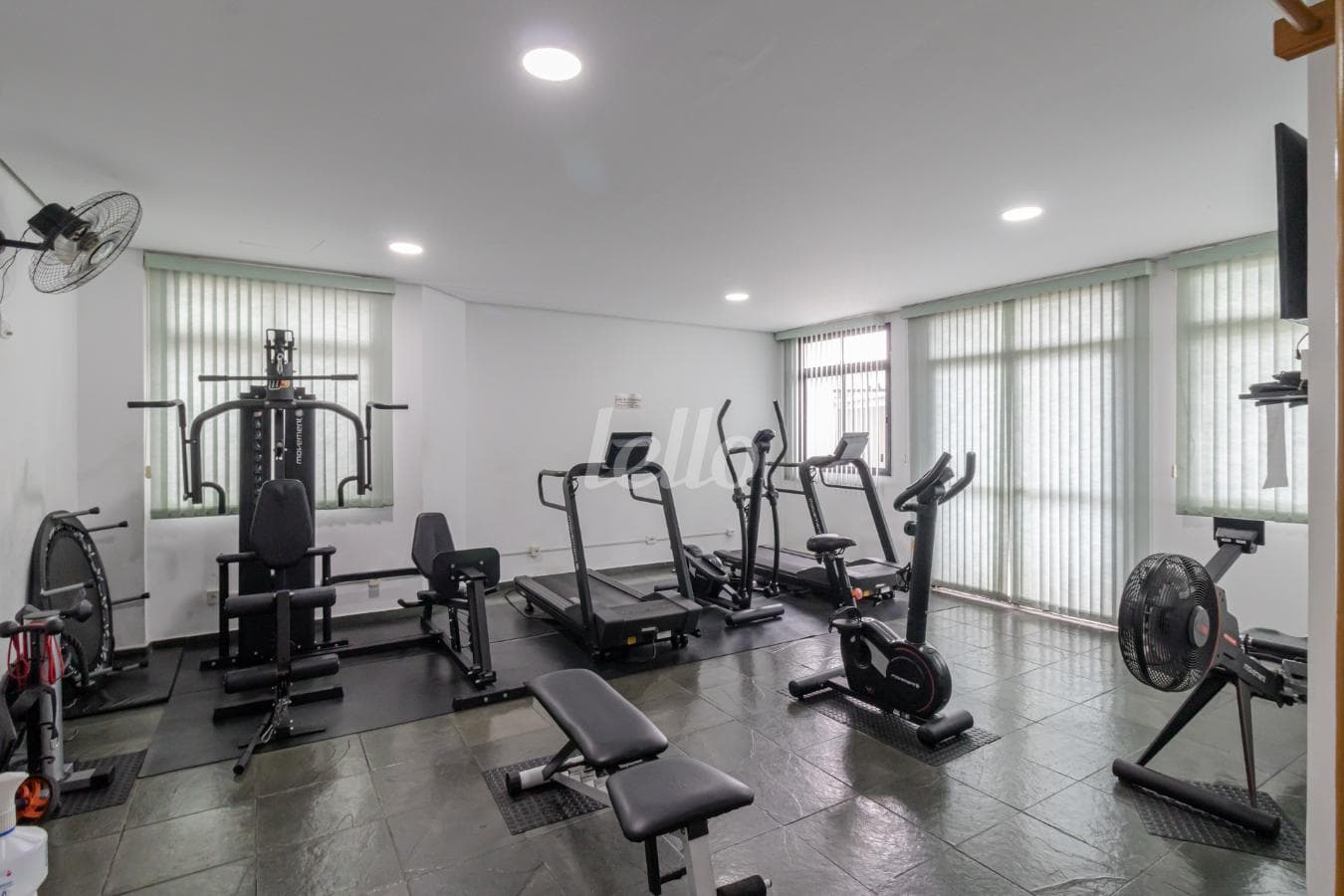 AREA CONDOMINIAL