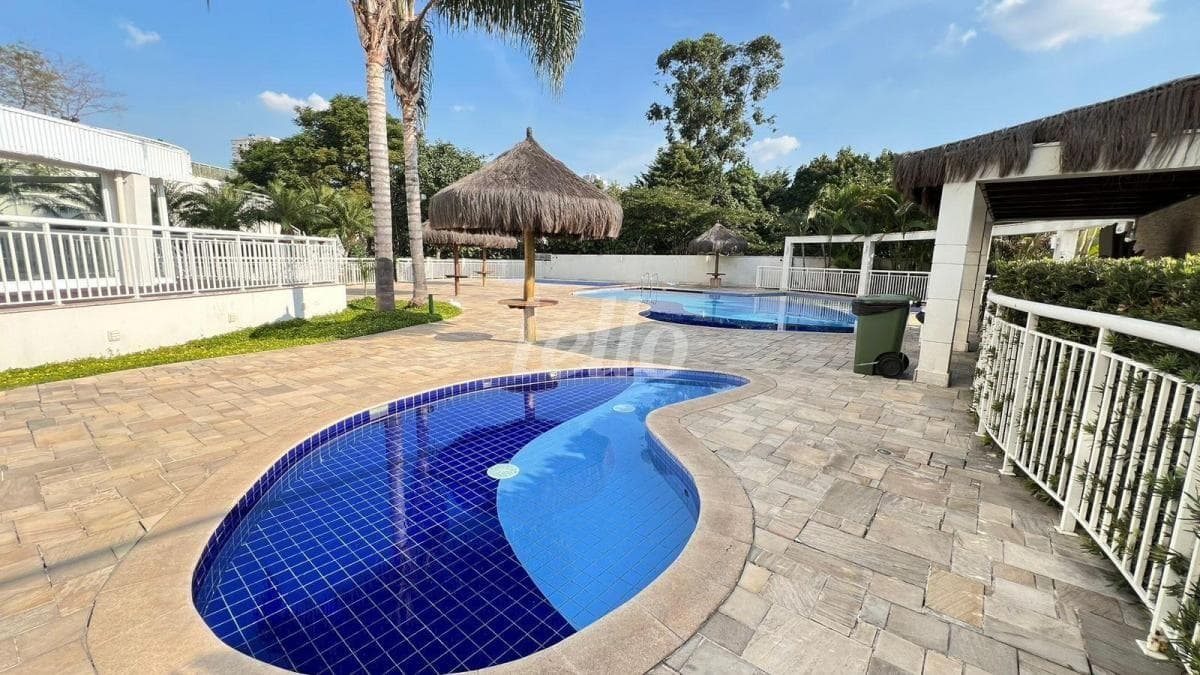 PISCINA3