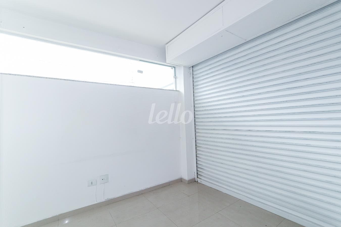 SALA de Prédio Comercial Monousuário com 225 m² em Chácara Mafalda - São Paulo