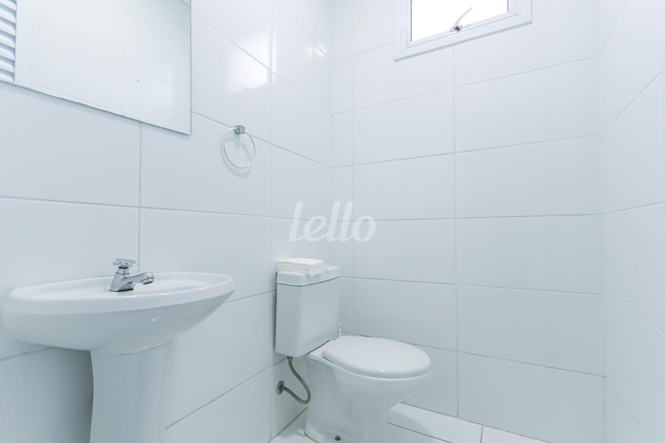 LAVABO de Prédio Comercial Monousuário com 225 m² em Chácara Mafalda - São Paulo