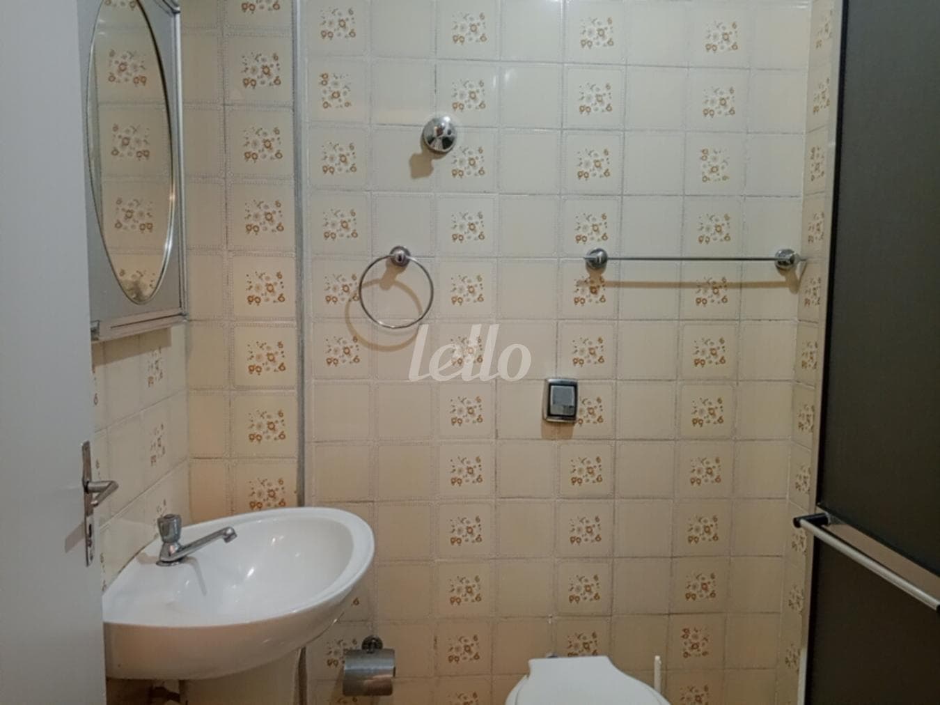 4-BANHEIRO-001.JPG de Apartamento com 57 m² em Vila Prudente - São Paulo
