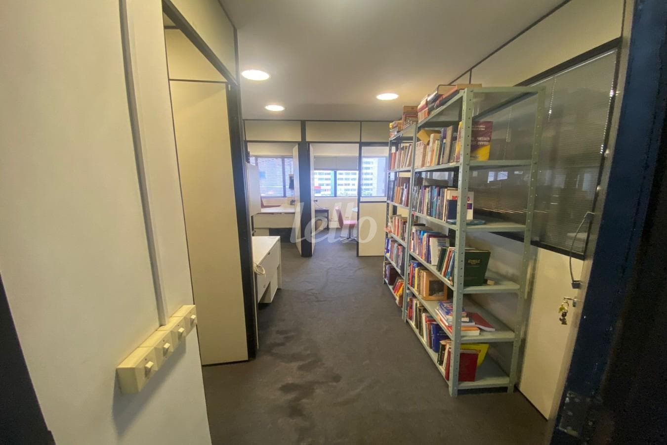 WHATSAPP IMAGE 2023-02-28 AT 12 de Sala / Conjunto com 45 m² em Pinheiros - São Paulo