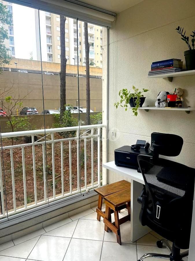 SACADA de Apartamento com 75 m² em Vila Paulo Silas - São Paulo